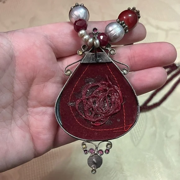 VTG Boho Bali Style Faux Ruby Pearl Beaded Silver Tone Metal Necklace - Picture 7 of 8